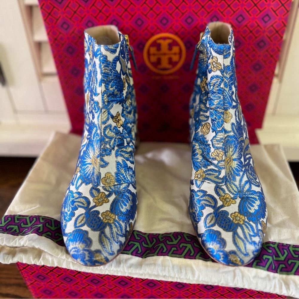 Tory Burch Blue and Gold Floral brocade Ankle Boots 10 - Picture 3 of 11